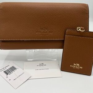 NWT Coach Trifold Pebbled Brown Leather Wallet